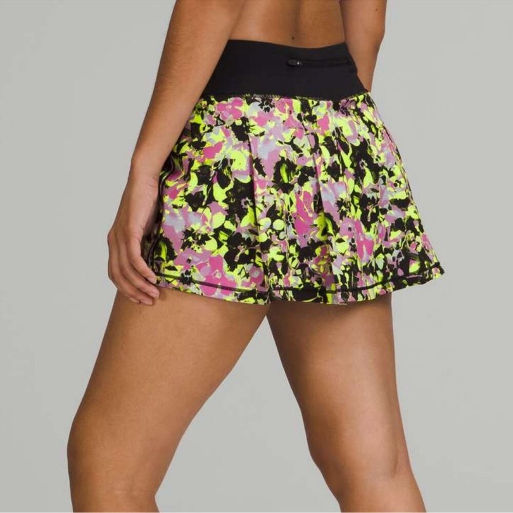 Lululemon pace flower rival skirt - Picture 5 of 12